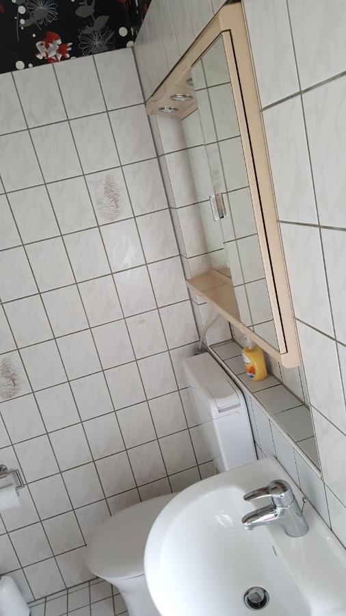 Monteur Apartment Scarlett Hagen  Eksteriør bilde